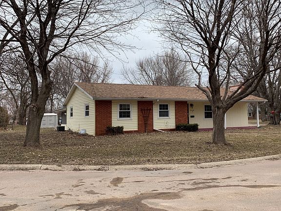 3rd image of 2406 Jackson Ave