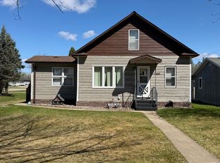 104 Cedar St NE, Remer, MN 56672