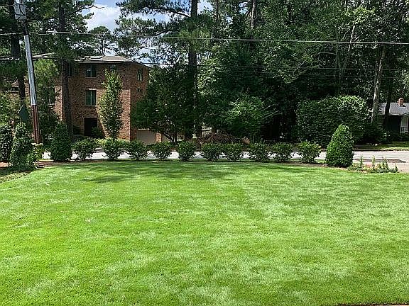5th image of 4489 E Brookhaven Dr NE