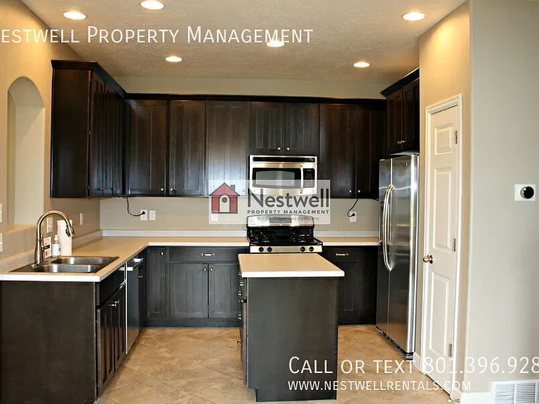10221 S Clarks Hill Dr — Photo 14