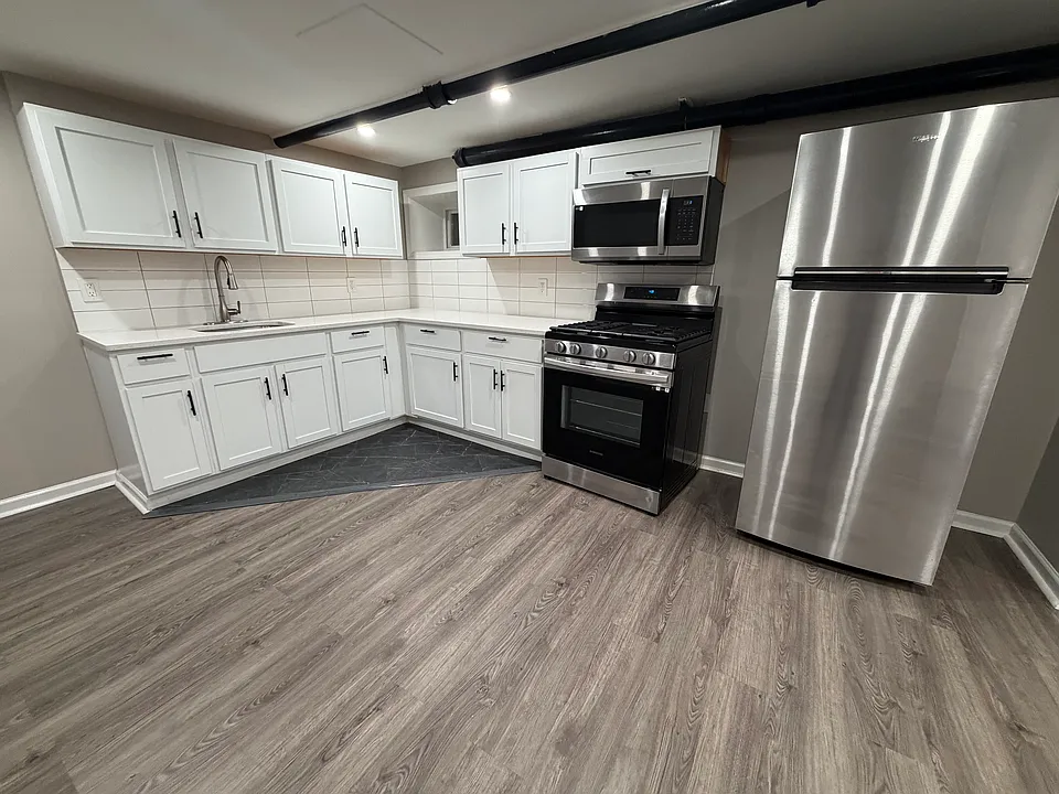 131 S Harrison St #B3