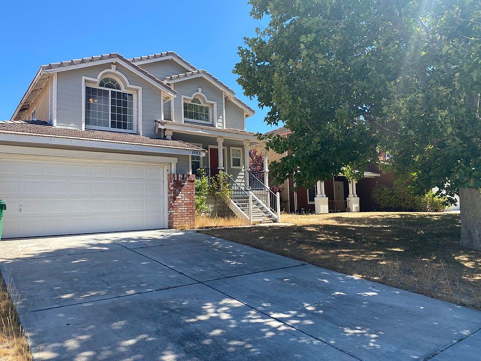 1st image of 1903 Coral Ct