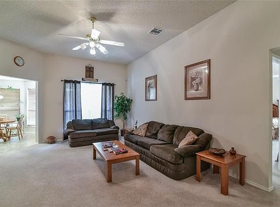 3rd image of 1706 Hope Town Dr