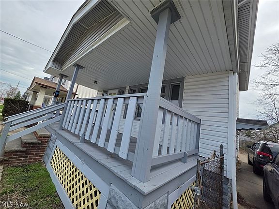 5th image of 3395 W 91st St