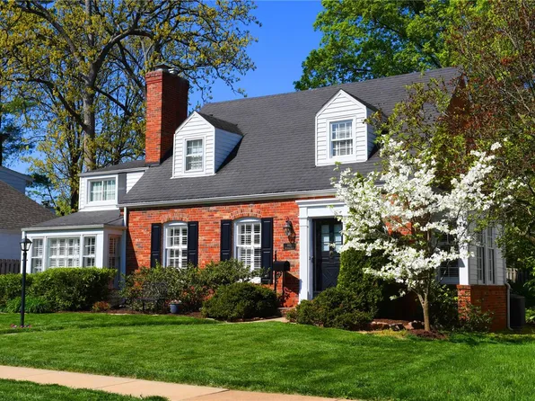 1661 Andrew Dr, Saint Louis, MO 63122