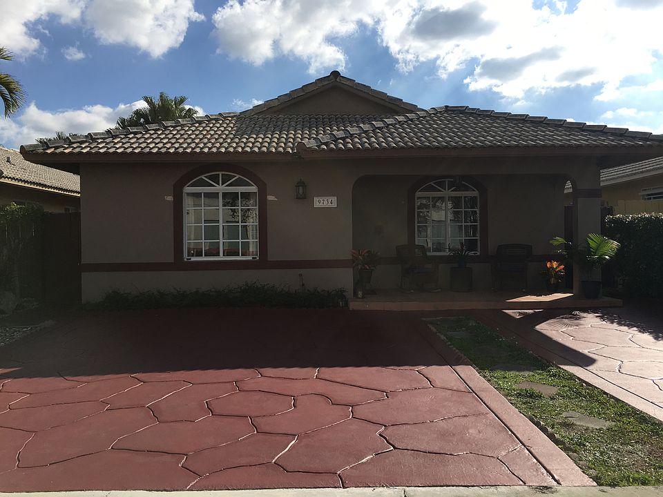 1st image of 9734 NW 127th Ter