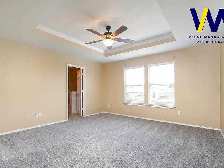 437 Auburn Park — Photo 15