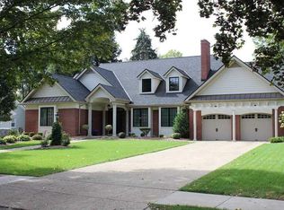 453 Leet Rd, Sewickley, PA 15143