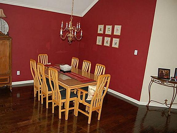 3rd image of 2708 Zoeller Dr