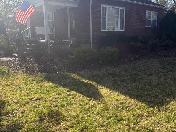 336 Monohan Dr, Saint Matthews, KY 40207