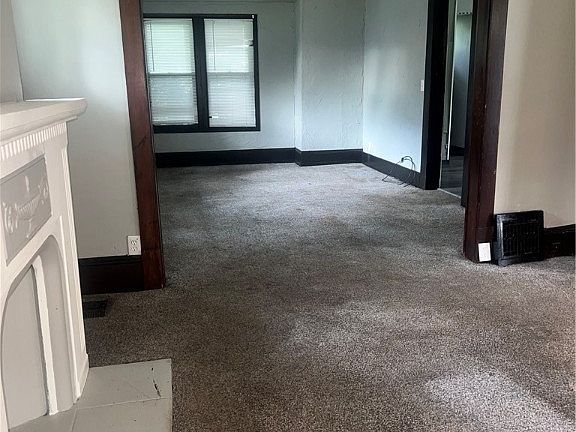 5th image of 557 E 117th St