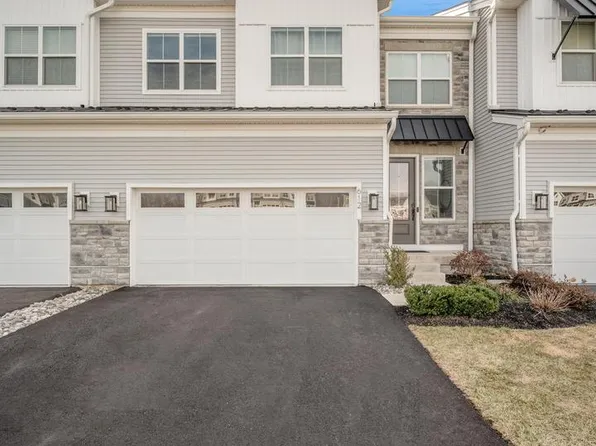 612 Conrad Dr, Warrington, PA 18976