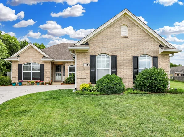 146 Stamford Dr, Pittsboro, IN 46167