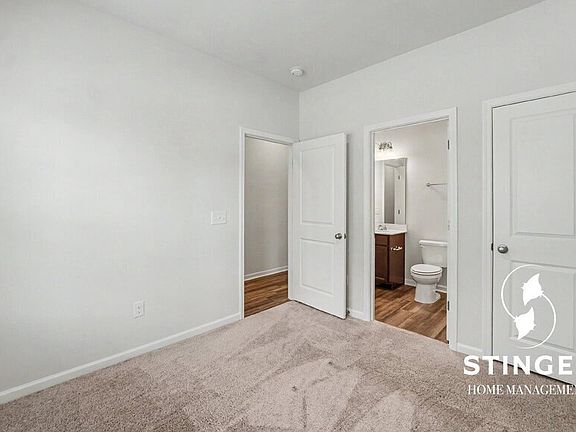 3rd image of 123 Chestnut St