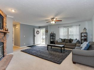 9656 Colonial Trl E, Smithfield, VA 23430