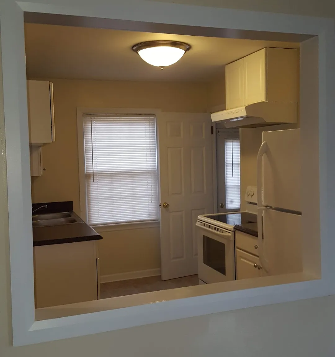 2 bed, 862 sqft, $1,300 — Photo 2