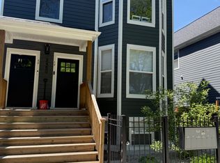 3450 N Troy St #1R, Chicago, IL 60618