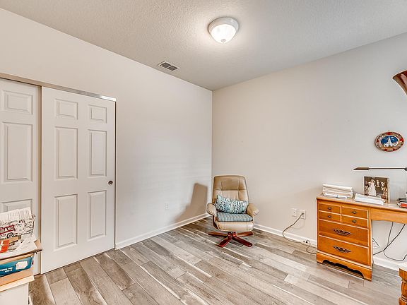 5th image of 6635 Jefferson Garden Ct #17f