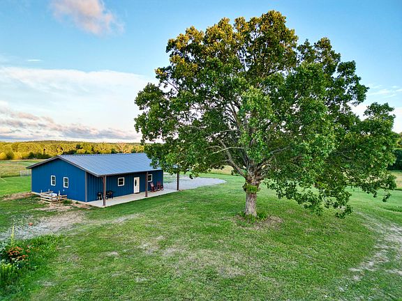 4th image of 1802 County Road 4280