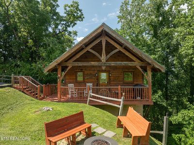 2494 Black Bear Ridge Way, Sevierville, TN, 37862