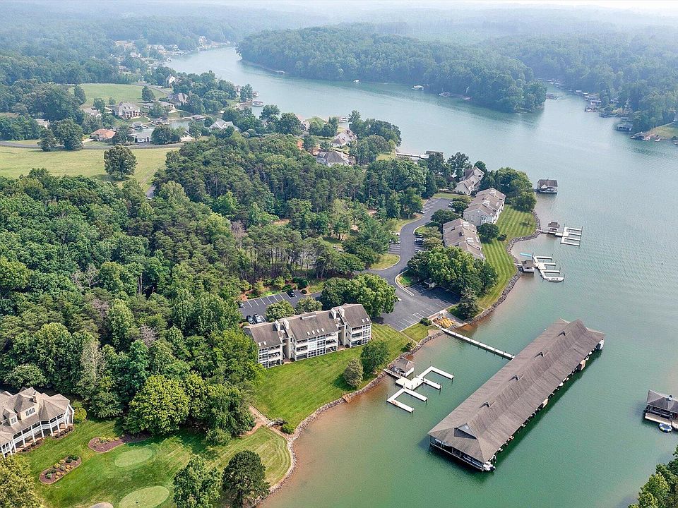 1st image of 410 Marina Bay Dr #111