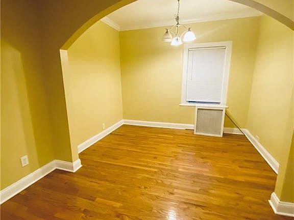2nd image of 100 Park Ave