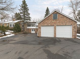 11115 Minnetonka Blvd, Hopkins, MN 55305