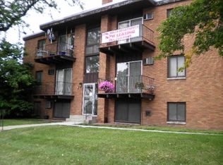 12601 N 1st Ave, Lindstrom, MN 55045