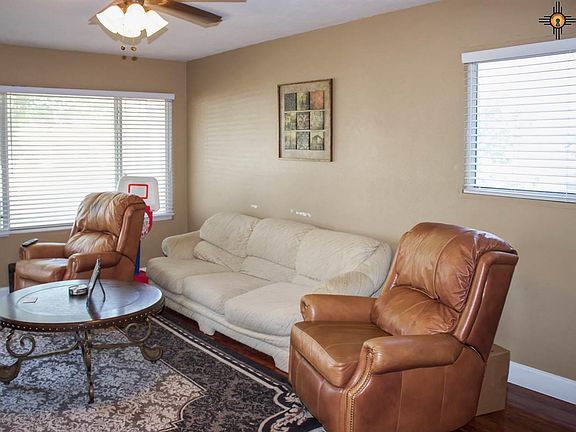 2nd image of 1313 N Steven Dr