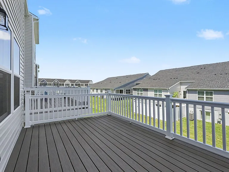 9177 Edenderry Dr — Photo 5