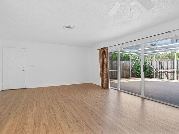 5th image of 11556 Winchester Drive