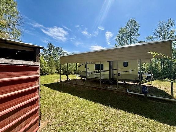 4th image of 46213 Otis Bickham Rd