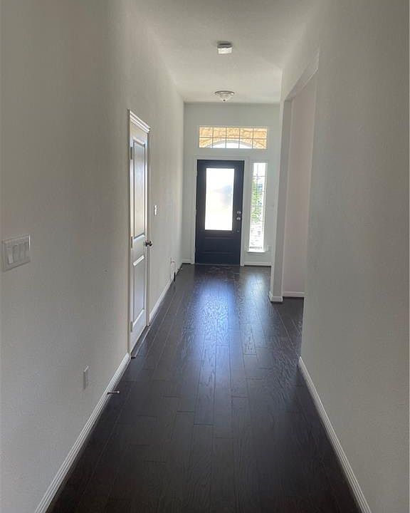 1st image of 537 Panzano Dr
