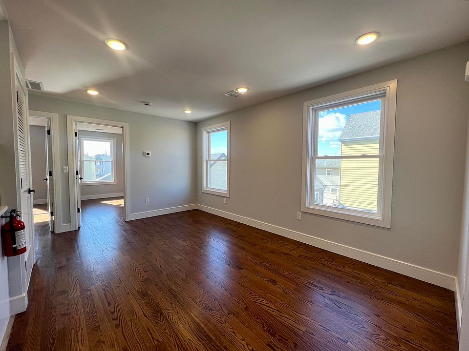 1st image of 48 Tuttle St #B