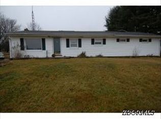 9325 Frazeysburg Rd, Dresden, OH 43821