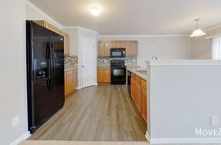 1007 Winning Colors Dr — Photo 26