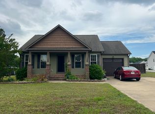 185 Westchase Dr, Clayton, NC 27527