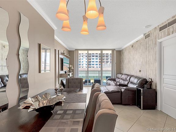 3rd image of 350 SE 2nd St APT 1520