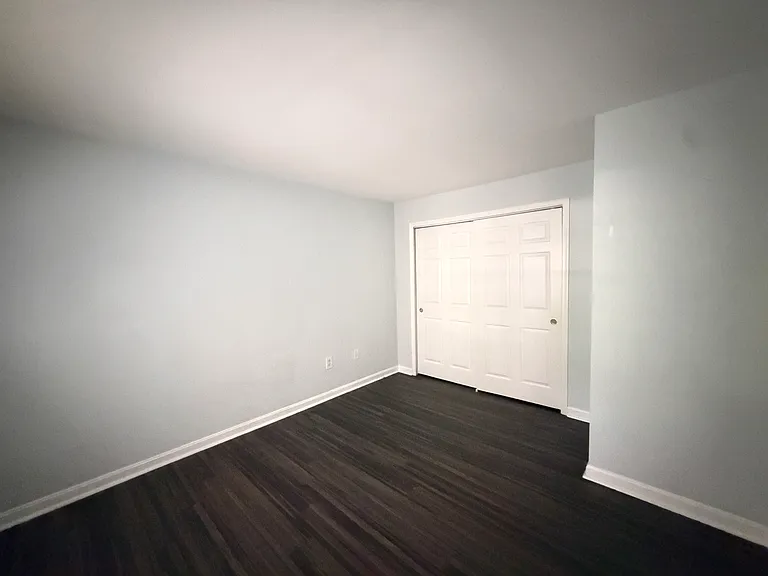 2nd Bedroom with Closet
