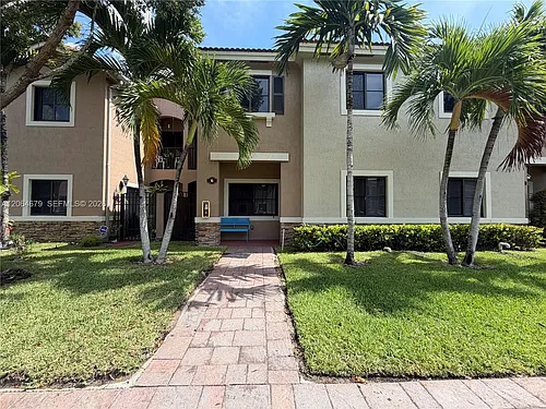 22411 SW 88th Pl #626 Photo 1