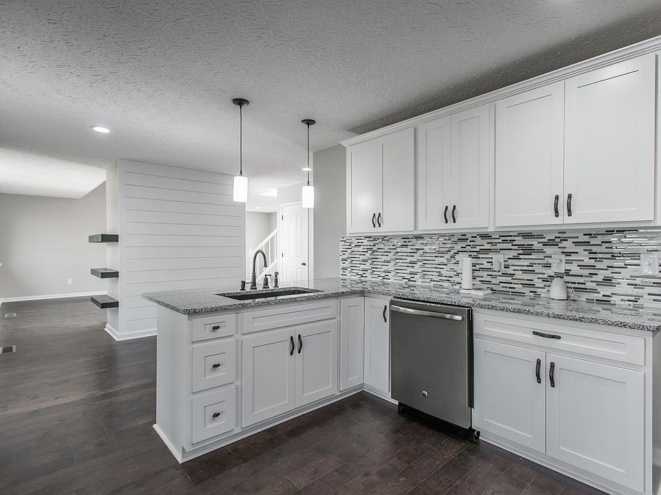 1st image of 720 Bluewater Dr
