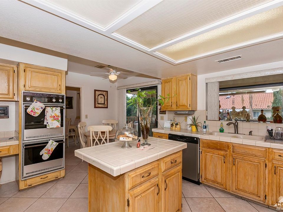 2nd image of 28543 Avenida Marquesa