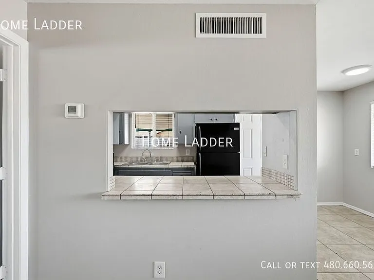 6747 N 26th Ave #3 — Photo 4
