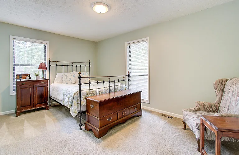 2516 Smith Ave SW — Photo 17