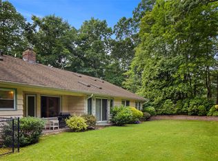 2032 Ridge Rd, Muttontown, NY 11791