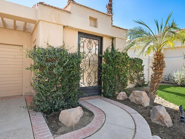 75417 Spyglass Dr — Photo 3