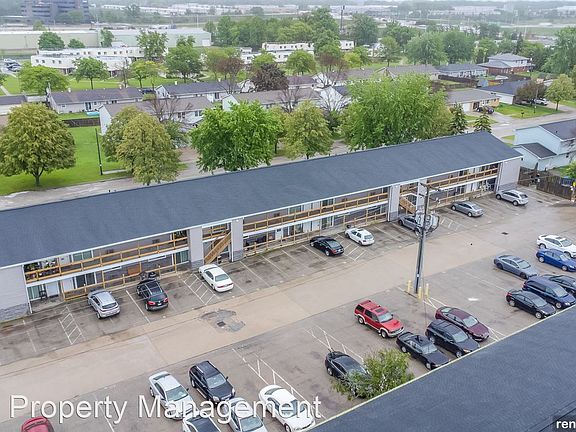 2nd image of 1004 Apple Blossom Dr #12540399