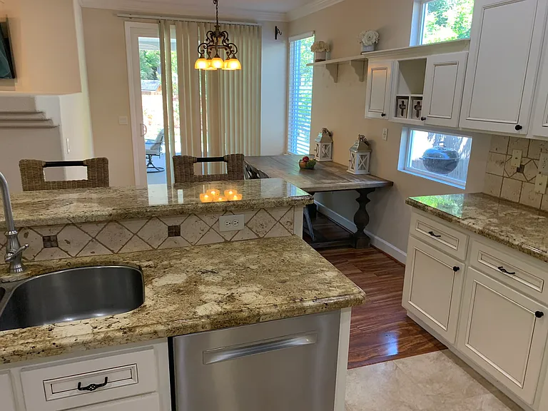 7468 Colbert Dr — Photo 9