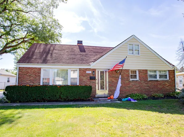 9627 Castello Ave, Melrose Park, IL 60164