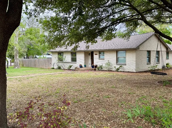 701 N 42nd St, Waco, TX 76710